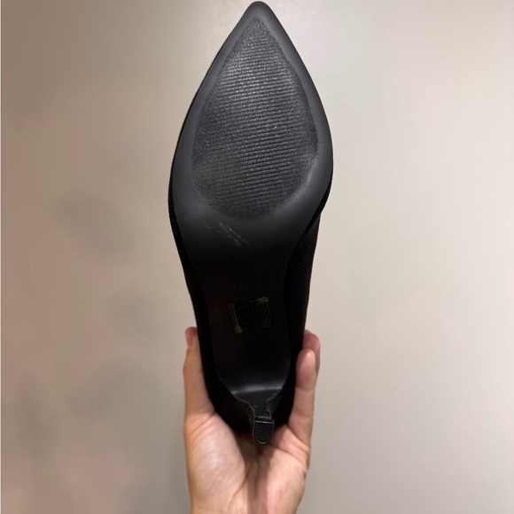 Elegant Black Women's Boots - Picture 5 of 10